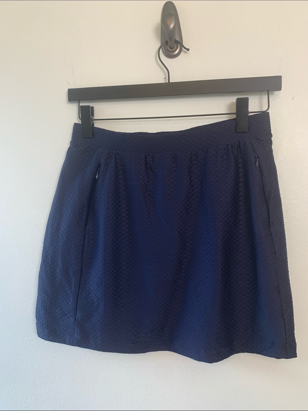 Tail Navy Textured Skort w Zip Pockets and Stretch